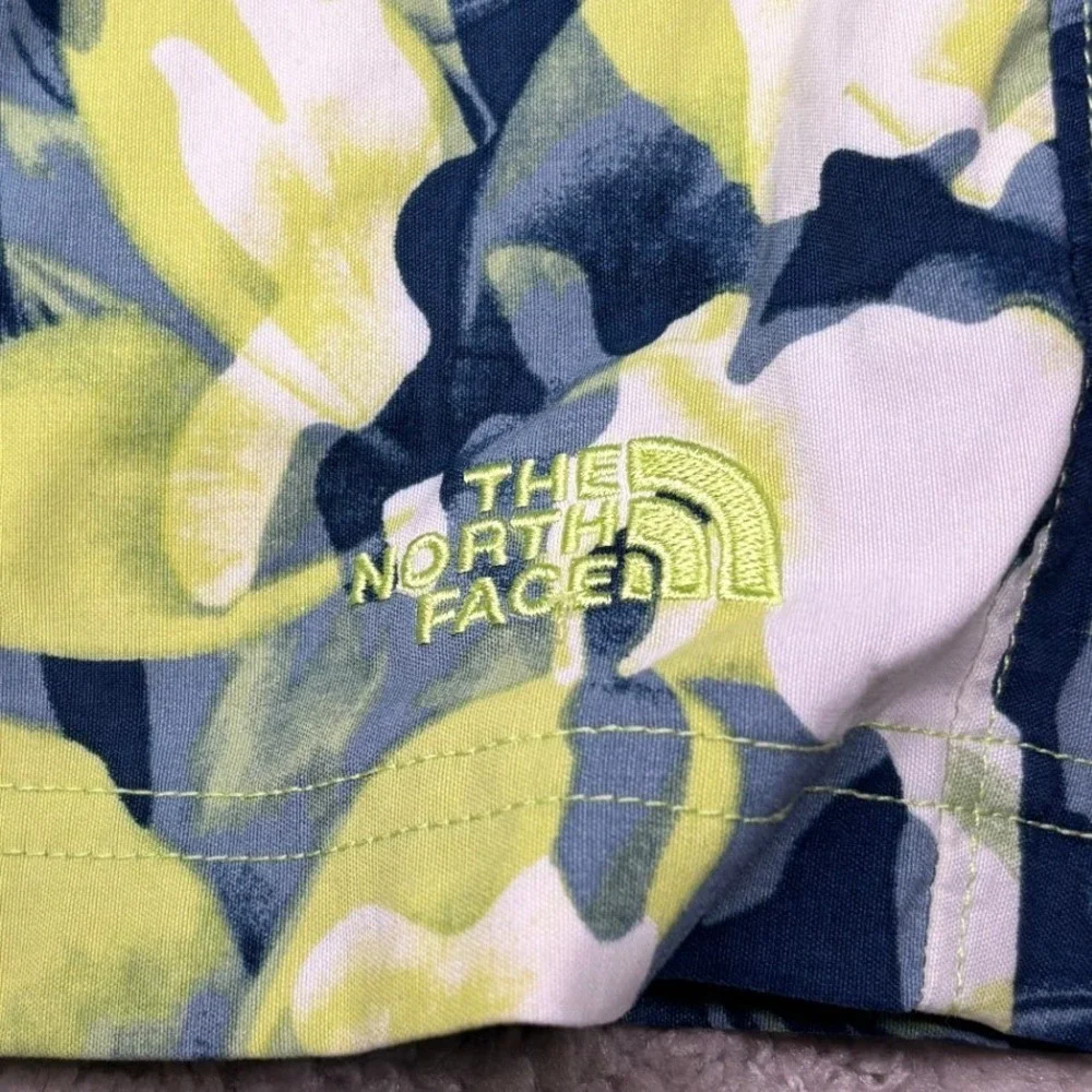 The North Face Shorts Mens Large Blue Green Floral‎ Camo Class V Pull-On